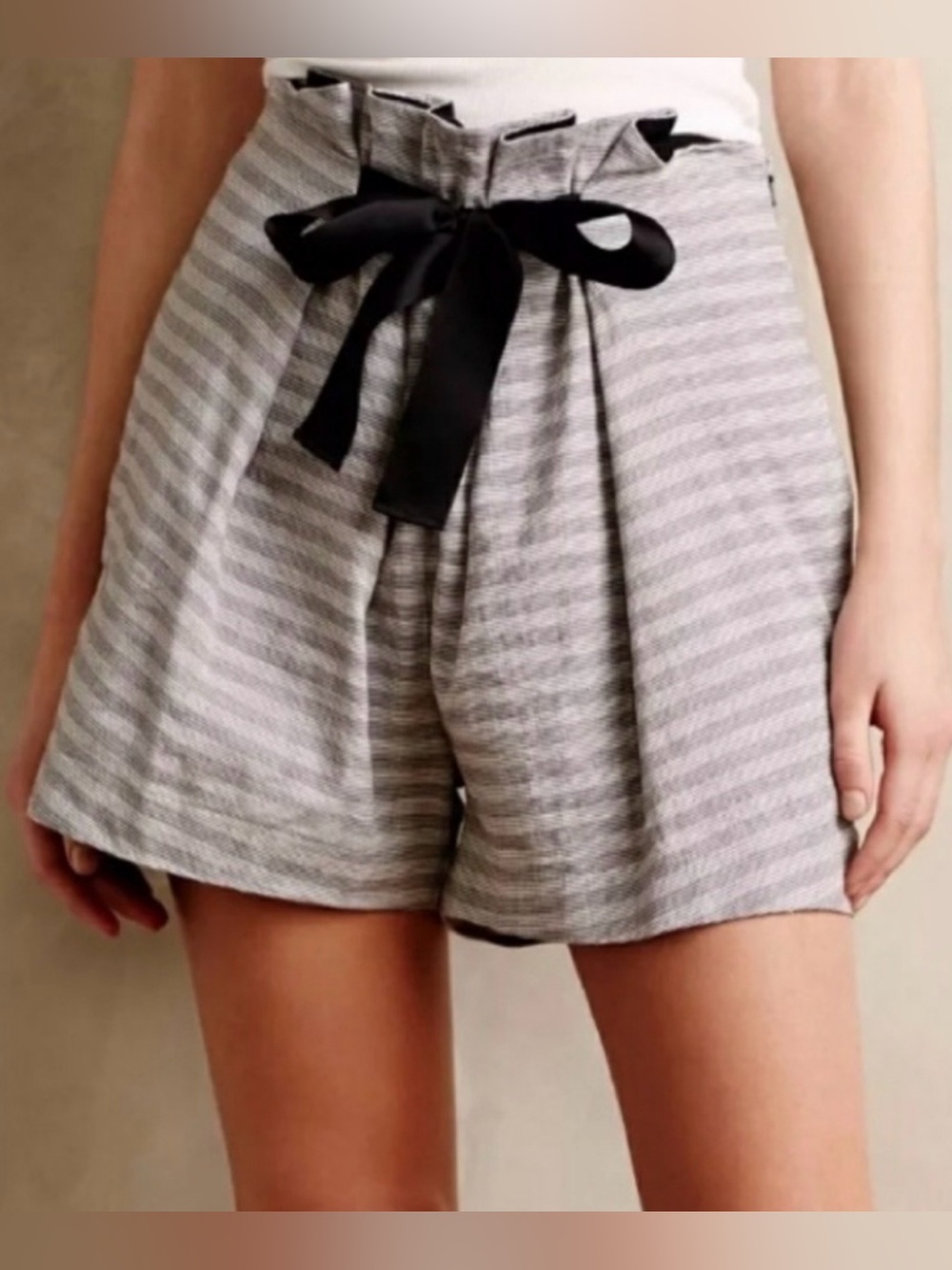 elevenses Anthropologie Women’s Sz 8 Pleated Gray Black Striped High-Waist Short